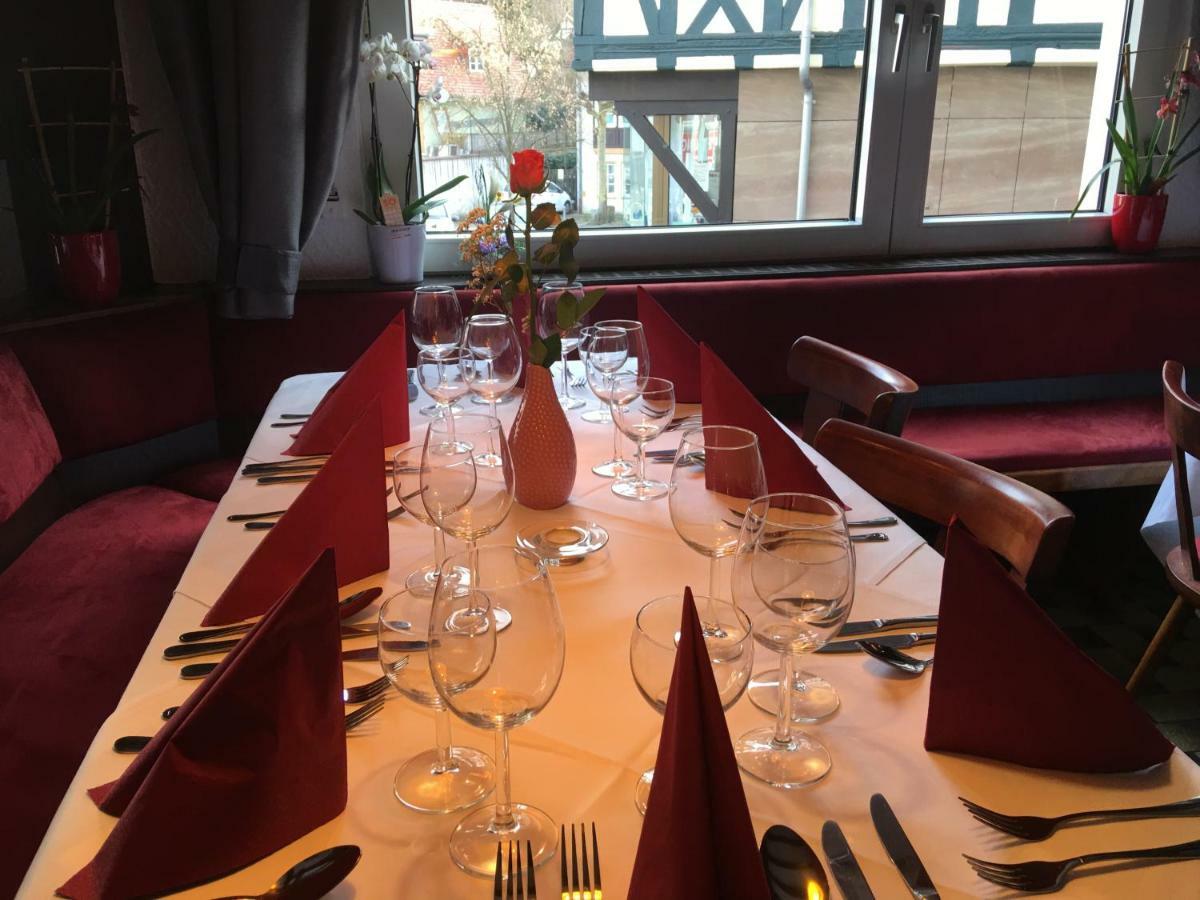 Hotel Zum Taunus Eppstein Ngoại thất bức ảnh