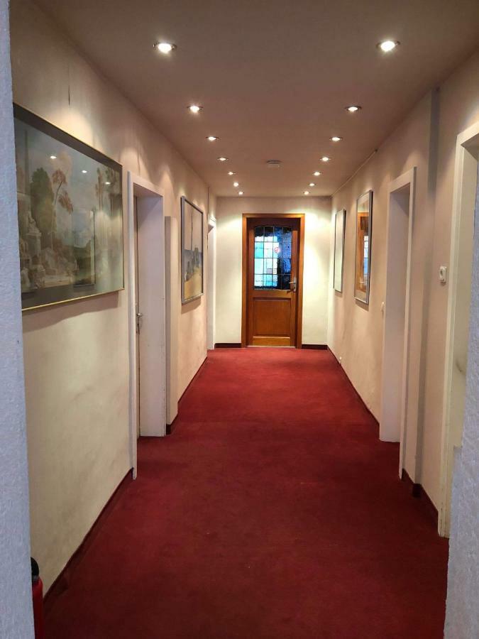 Hotel Zum Taunus Eppstein Ngoại thất bức ảnh