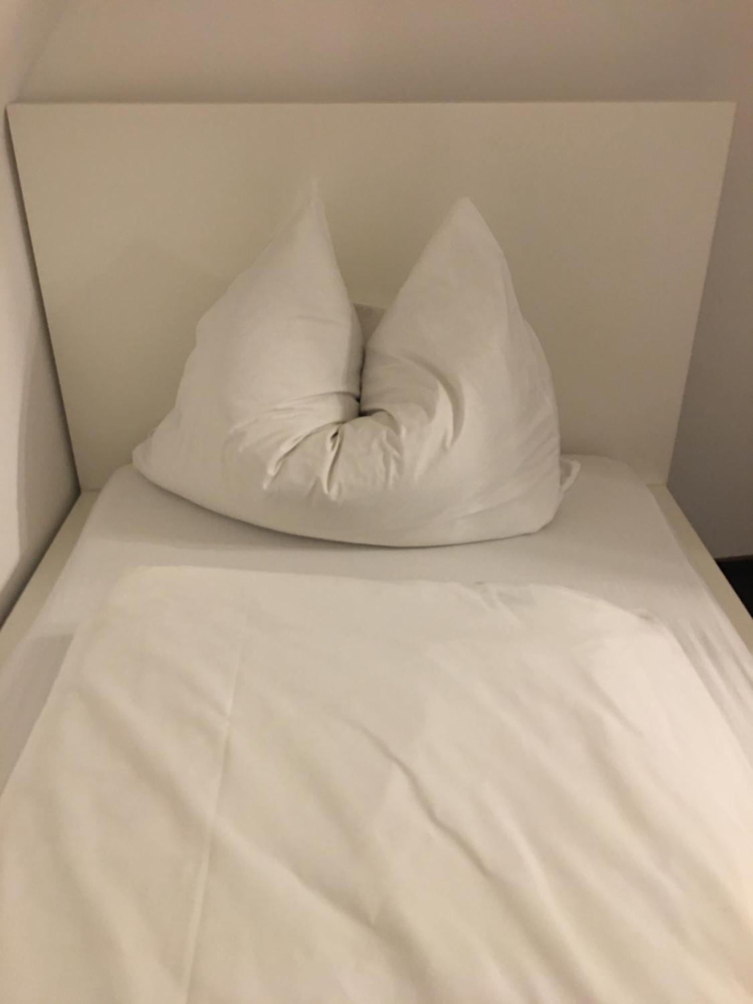 Hotel Zum Taunus Eppstein Ngoại thất bức ảnh
